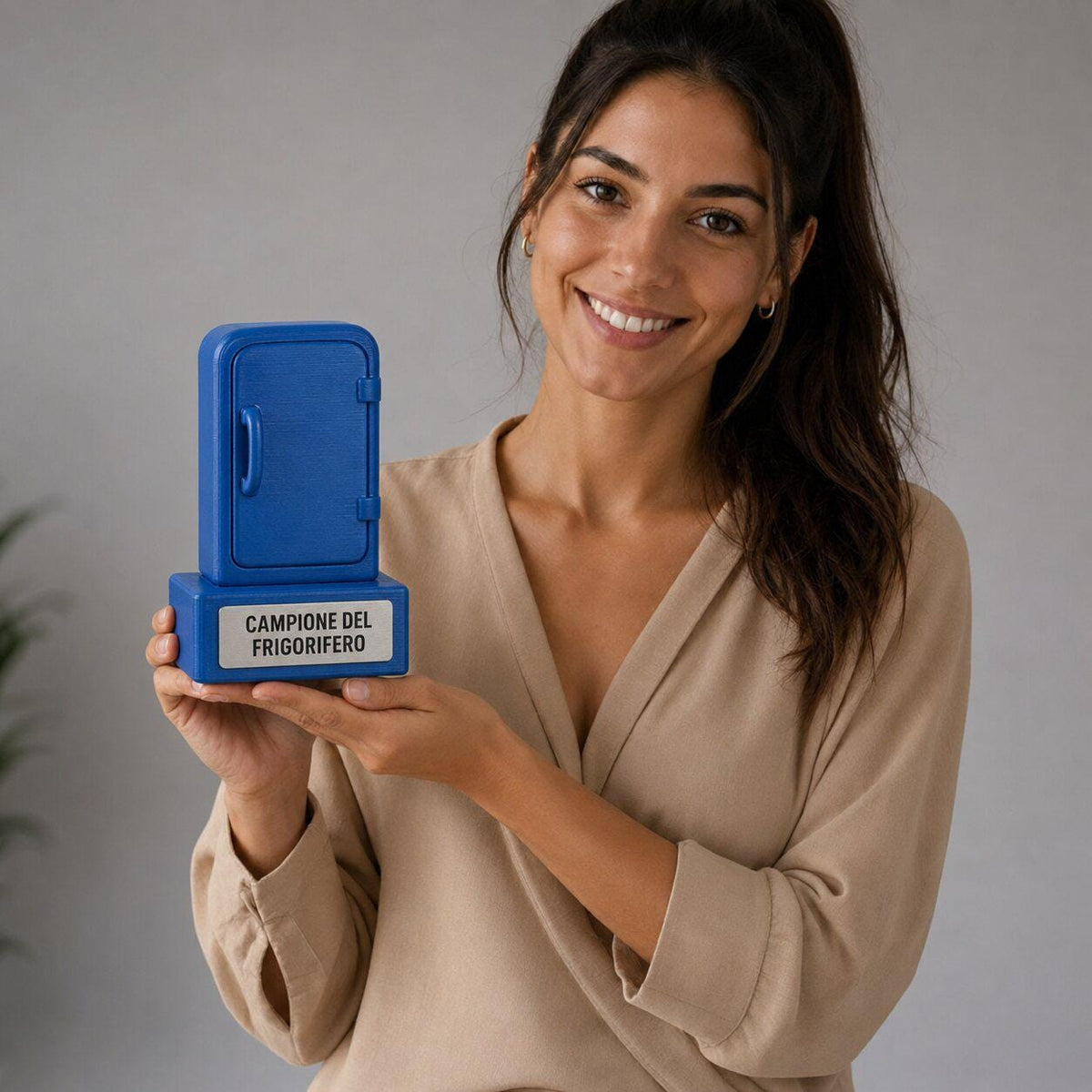 Trofeo Campione del Frigorifero Personalizzato, Regalo Divertente per Compleanno, Amico, Collega o Coinquilino