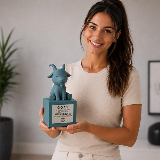 Trofeo G.O.A.T in pla - Premio GREATEST of all TIME - Regalo Simpatico per amici Cucina - Statuetta Capra mvp most valuable player