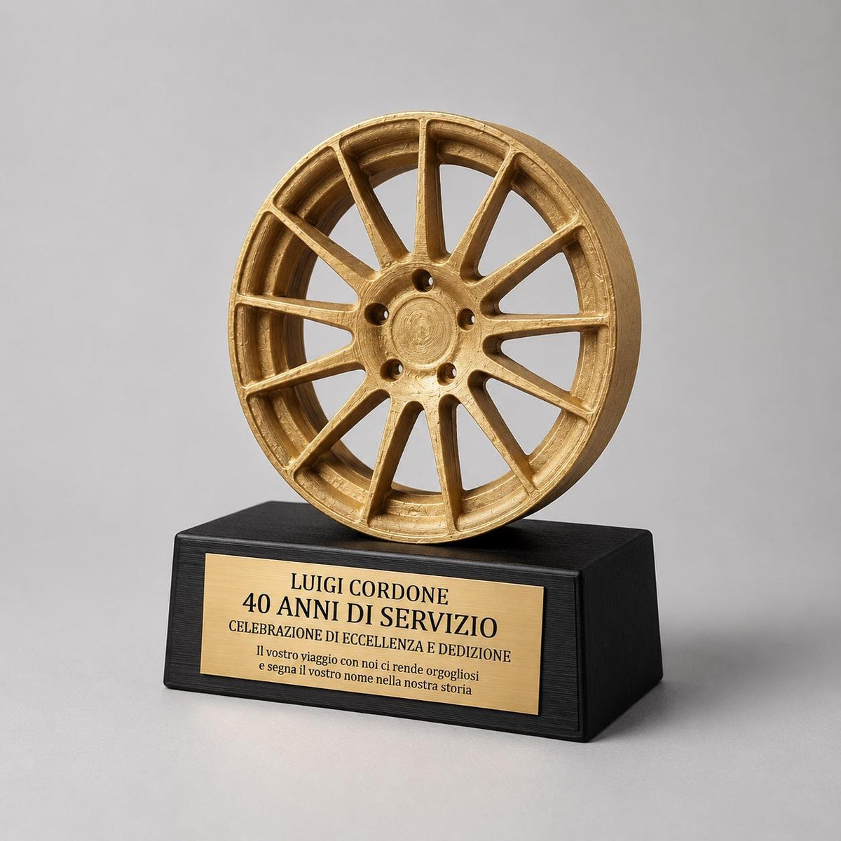 Trofeo Automotive Personalizzato in Stampa 3D | Premio Aziendale con Cerchio Auto e Targa Incisa | Idea Regalo Anniversario Lavoro