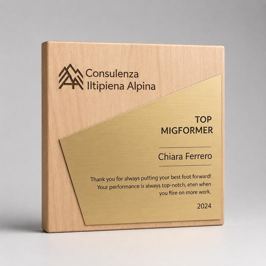 Trofeo in legno quadrato oro ecosostenibile , premio quadrato personalizzato abbinato a cornice flessibile in ottone, targa green