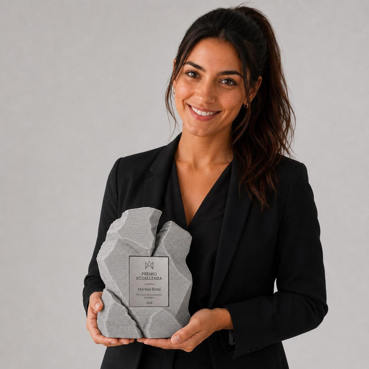 Trofeo roccia rotta Personalizzato in pla Effetto Pietra, Premio di Riconoscimento Montagna Inciso a Laser, Regalo Raduno Alpino 2026