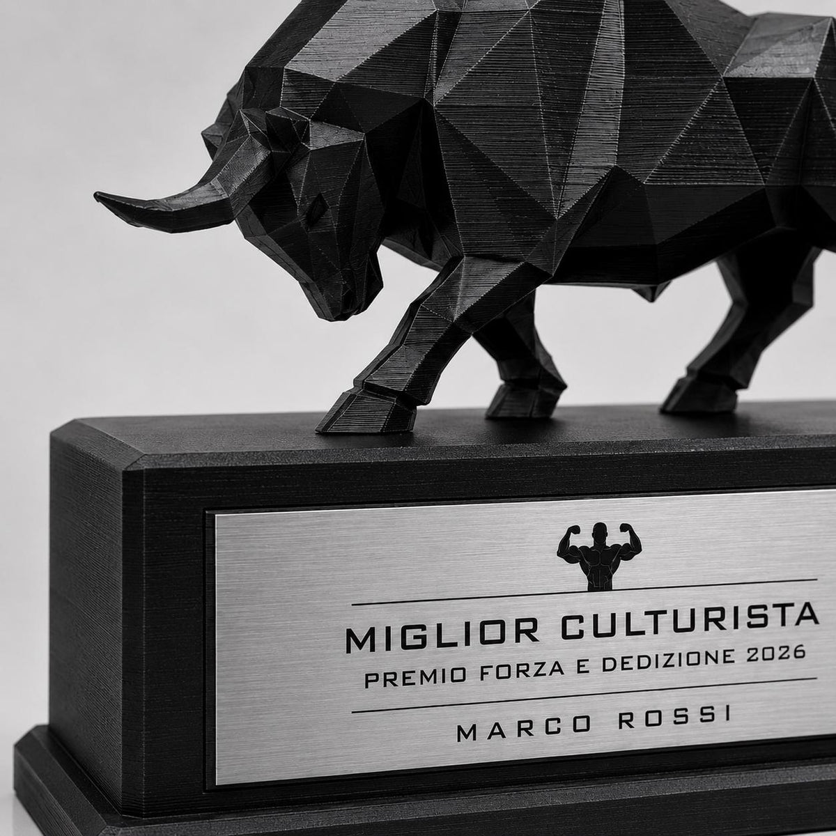 Trofeo Culturismo Toro 3D Personalizzato, Premio Miglior Culturista in PLA con Targhetta Acciaio Incisa