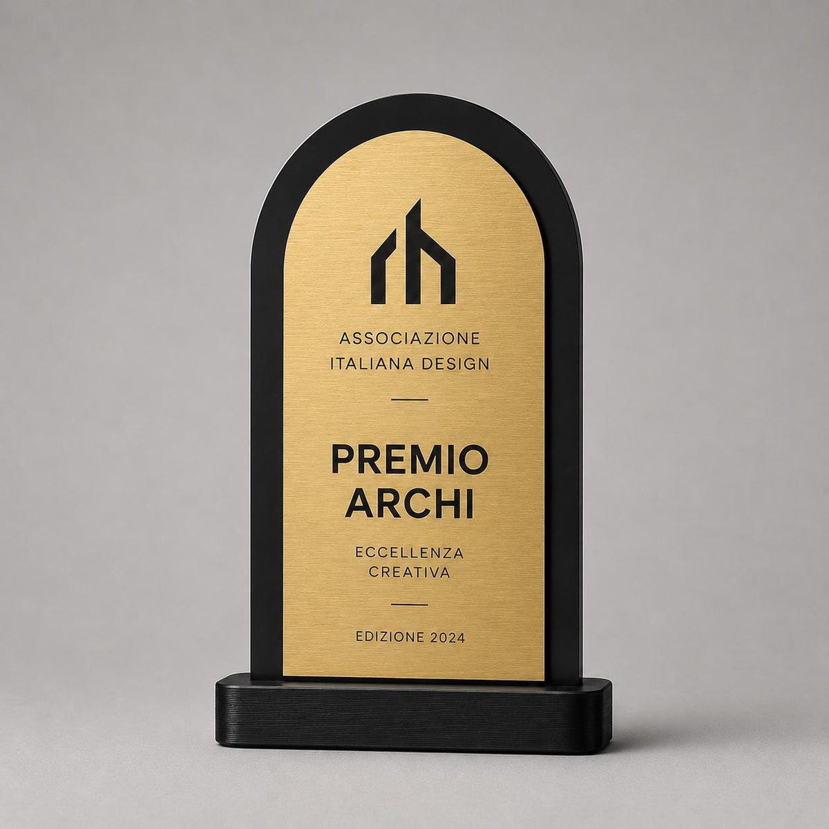 Trofeo Aziendale Personalizzato - Premio arco in Plexiglas Lucido Base Nera Stampata 3D e Targa vela Effetto Acciaio