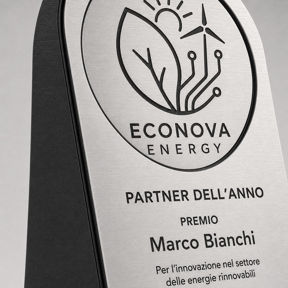 Targa arco Premium Partner Personalizzata Piastra Effetto oro Spazzolato con Borchie Cromate - Insegna da Banco per Bar e Negozi