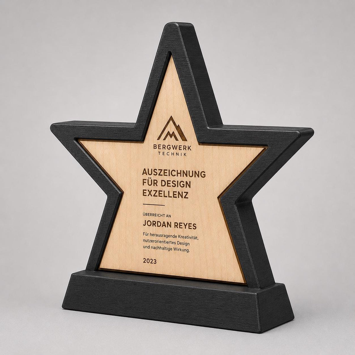 Trofeo Aziendale Personalizzato - Premio Monolite Minimalista Stampato 3D - Targa Verticale Incastonata in legno di pioppo incisa al laser