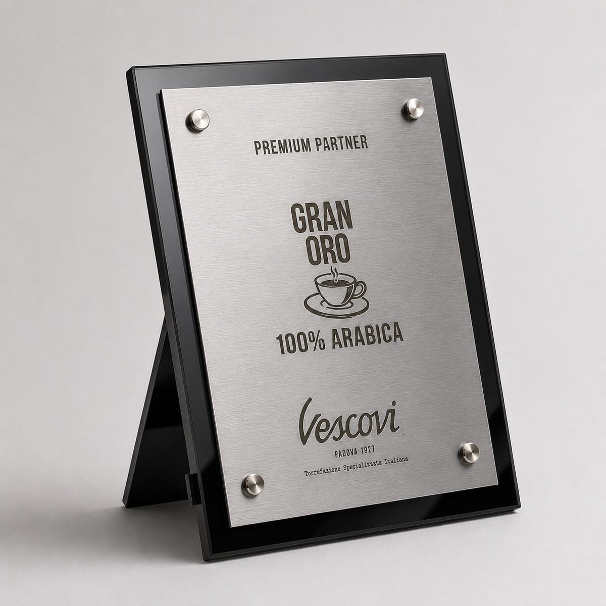 Targa Espositore Premium Partner Personalizzata Piastra Effetto oro rosa Spazzolato con Borchie Cromate - Insegna da Banco per Bar e Negozi