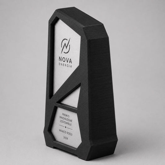 Trofeo Monolito Geometrico Personalizzato - Premio Aziendale in PLA Nero Opaco Stampato 3D Riconoscimento Innovazione e Sostenibilità