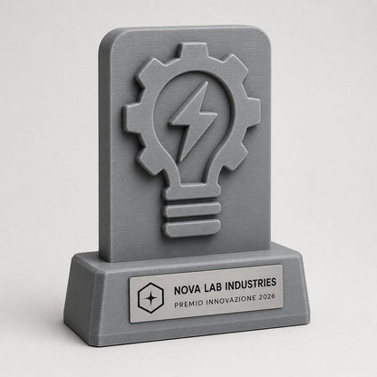 Trofeo aziendale personalizzato con logo, premio innovazione in stampa 3D e targhetta acciaio incisa