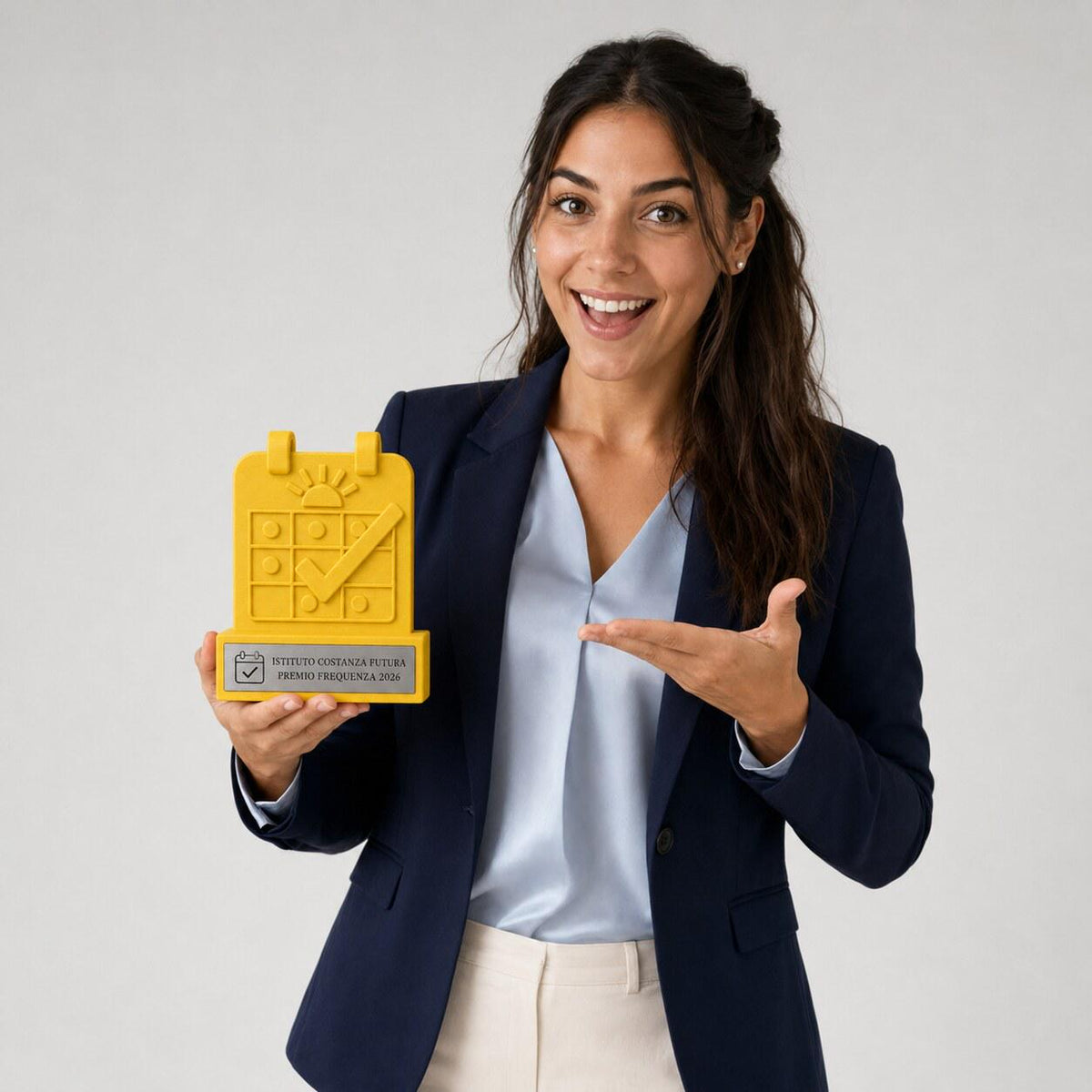 Trofeo Frequenza Scolastica Personalizzato, Premio Presenza e Costanza con Logo e Targhetta Acciaio