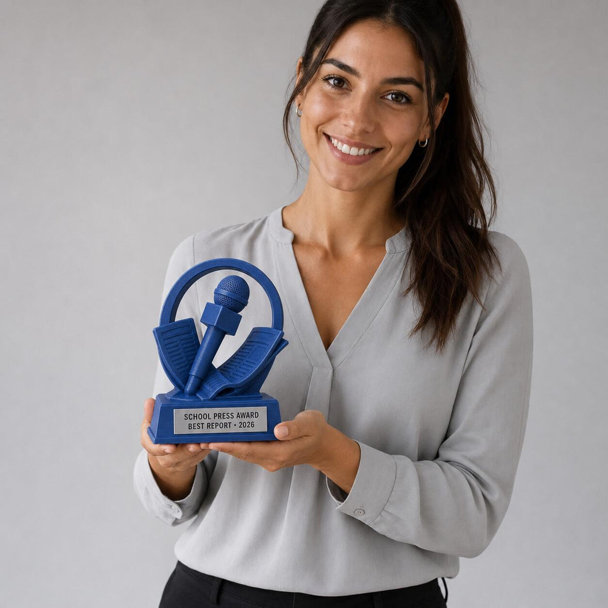 Trofeo Giornalino Scolastico Personalizzato, Premio Giornalismo per Scuole e Redazioni con Logo e Targhetta