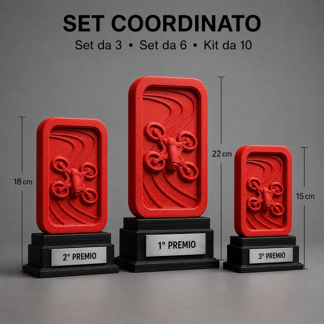 Set Podio Drone Racing FPV Personalizzato, 3 6 o 10 Trofei per Gare, Club, Associazioni ed Eventi con Logo