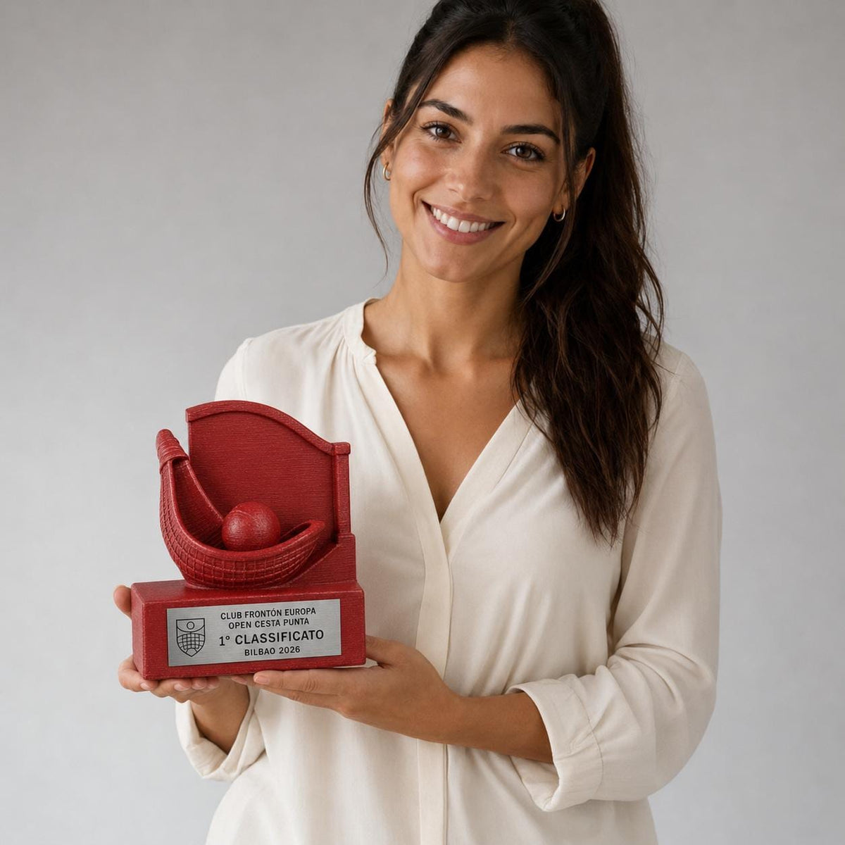 Trofeo Pelota Basca Personalizzato con Cesta e Palla, Premio Frontón per Tornei, Club e Categorie con Logo e Targhetta