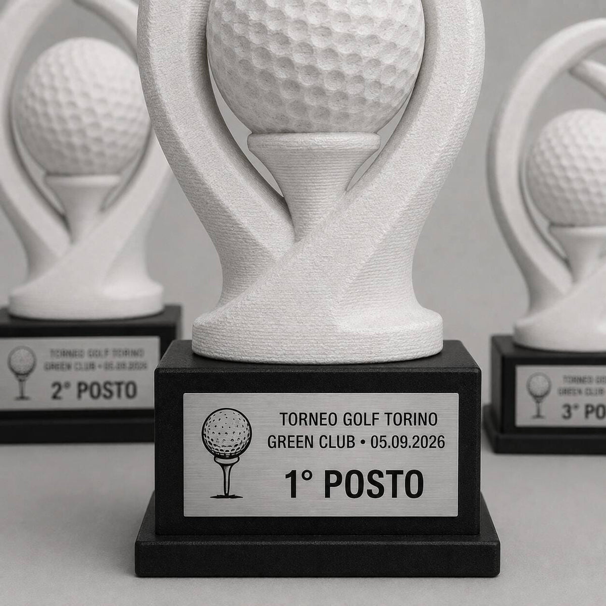 Set Podio Golf Personalizzato, 3 6 o 10 Trofei per Tornei e Golf Club con Logo e Targhetta Incisa