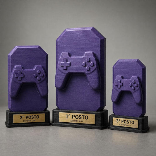 Set Podio eSports Gaming Personalizzato, 3 6 o 10 Trofei per Tornei, Scuole e Gamer con Logo e Targhetta Incisa
