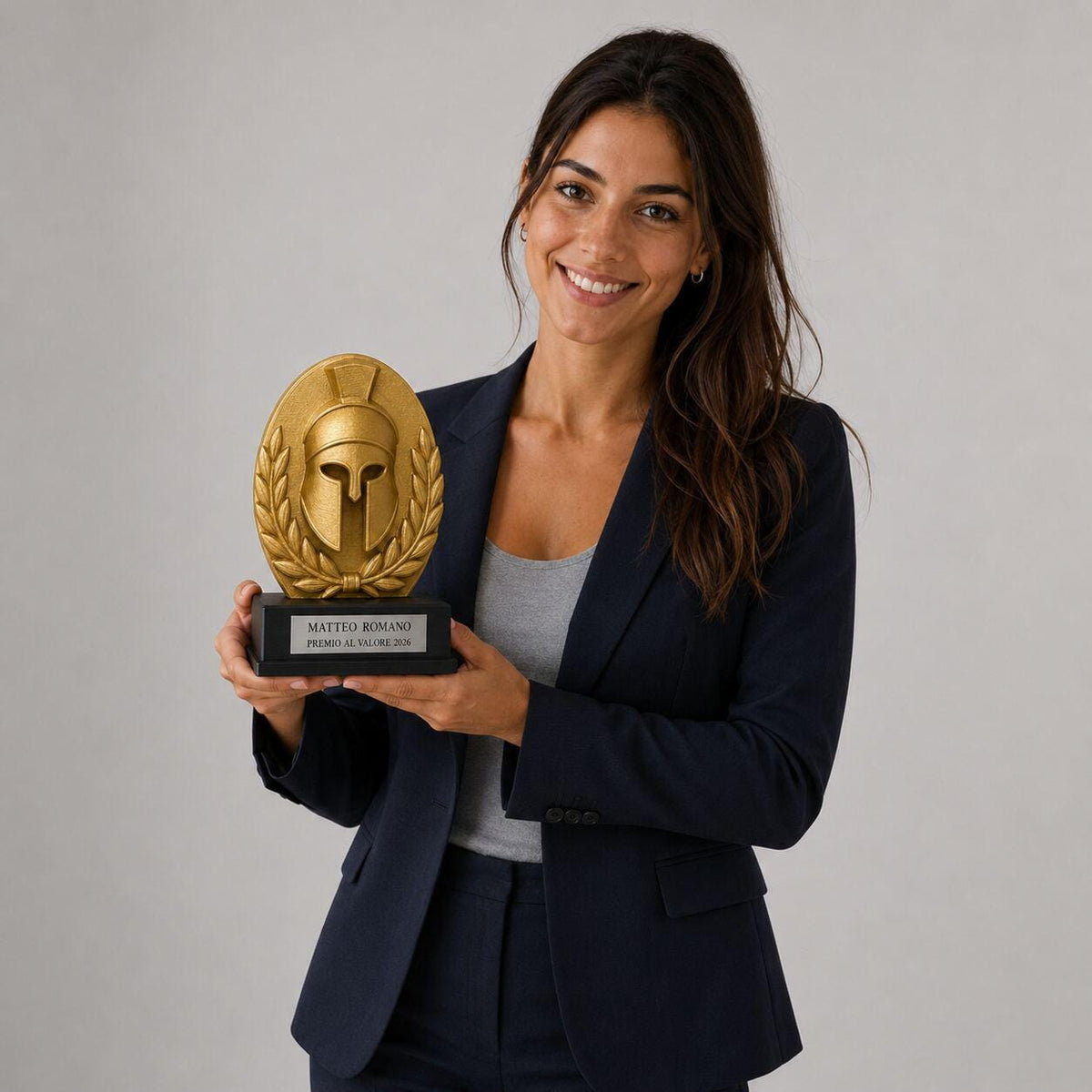 Trofeo Premium Elmo del Vincitore Personalizzato – Premio Valore e Trionfo, 28 o 38 cm, Stampa 3D PLA