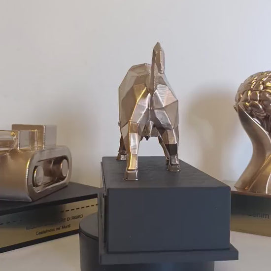 Trofeo Culturismo Toro 3D Personalizzato, Premio Miglior Culturista in PLA con Targhetta Acciaio Incisa