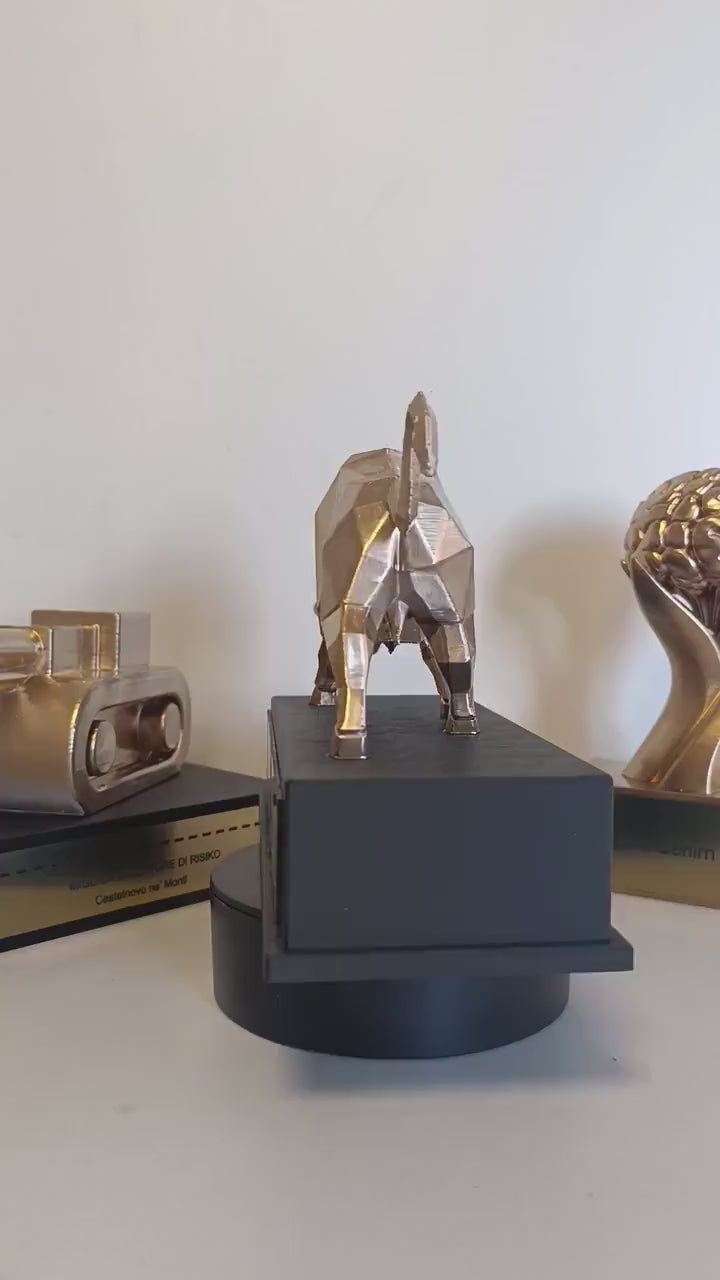 Trofeo Culturismo Toro 3D Personalizzato, Premio Miglior Culturista in PLA con Targhetta Acciaio Incisa